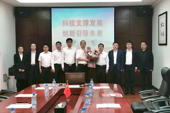 遼陽三三工業(yè)招聘動態(tài)與職業(yè)機會探討