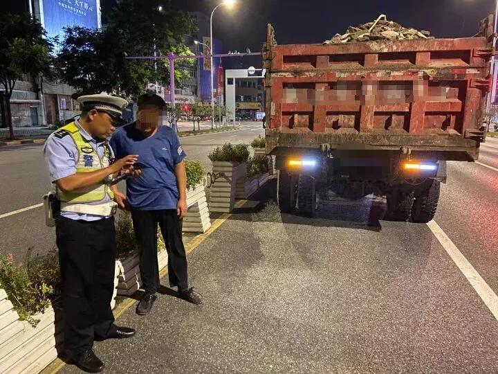 最新江蘇駕駛員招聘,最新江蘇駕駛員招聘，行業(yè)趨勢與求職指南